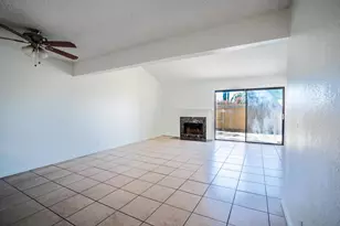 4885 N Backer Ave, Fresno, CA 93726 - Photo 8