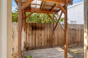 852 N Cherry Ln, Clovis, CA 93611 - Photo 40