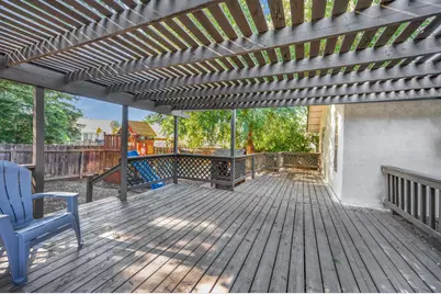 651 N Laverne Avenue, Fresno, CA 93727 - Photo 24