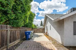 2313 Palo Alto Ave, Clovis, CA 93611 - Photo 32
