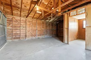 2486 S 10th St, Fresno, CA 93725 - Photo 28