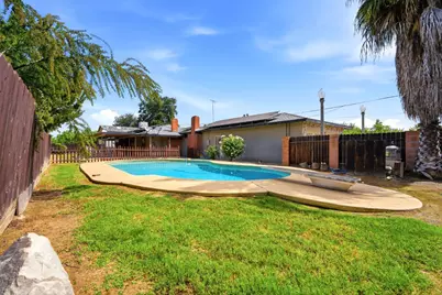 5308 E Mount Whitney Avenue, Laton, CA 93242 - Photo 40