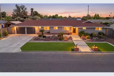 365 E Sycamore Drive, Hanford, CA 93230 - Photo 1
