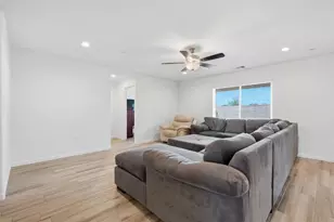 2198 W Ambassador Wy, Hanford, CA 93230 - Photo 8