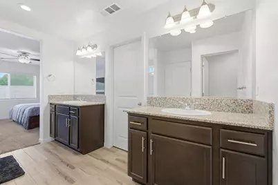 2198 W Ambassador Way, Hanford, CA 93230 - Photo 36