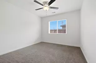 2198 W Ambassador Wy, Hanford, CA 93230 - Photo 26