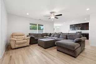 2198 W Ambassador Wy, Hanford, CA 93230 - Photo 10
