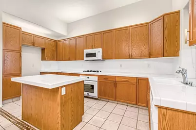 7633 N Hanna Avenue, Fresno, CA 93722 - Photo 12