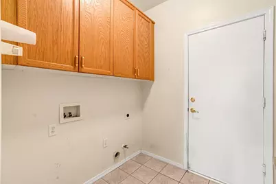 7633 N Hanna Avenue, Fresno, CA 93722 - Photo 24