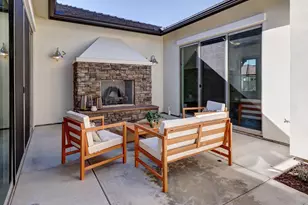 2189 E Strathspey Way, Fresno, CA 93730 - Photo 2