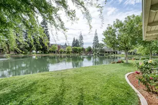 2977 W Pembrook, Fresno, CA 93711 - Photo 40