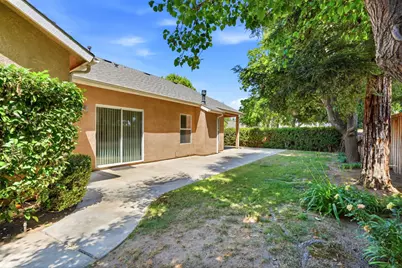 4651 W Morris Avenue, Fresno, CA 93722 - Photo 40