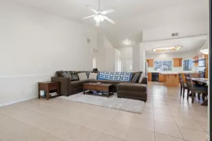 4651 W Morris Ave, Fresno, CA 93722 - Photo 10