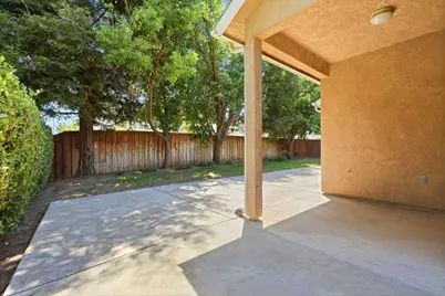 4651 W Morris Avenue, Fresno, CA 93722 - Photo 36