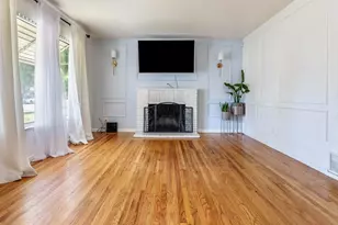 3913 E Fountain Way, Fresno, CA 93726 - Photo 4