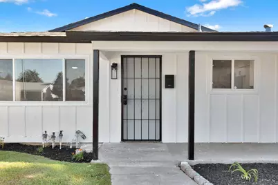 3126 W Alamos Avenue, Fresno, CA 93722 - Photo 4