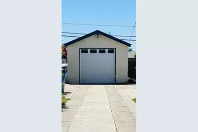 523 W Ivy Street, Hanford, CA 93230 - Photo 4