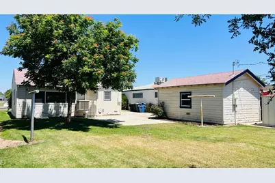 523 W Ivy Street, Hanford, CA 93230 - Photo 32