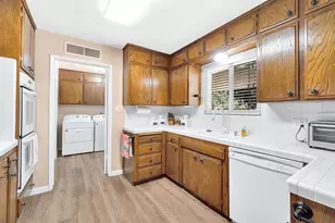 1141 E Paul Ave, Fresno, CA 93710 - Photo 18