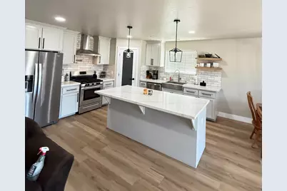 25566 Martin Street, Madera, CA 93638 - Photo 6
