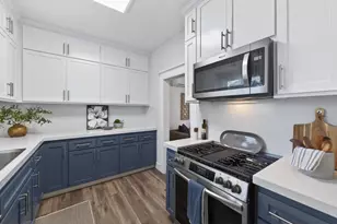 1348 Union St, Kingsburg, CA 93631 - Photo 2