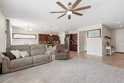 1383 E Donnybrook Place, Hanford, CA 93230 - Photo 12