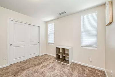6336 N Santa Lucia Way, Fresno, CA 93722 - Photo 22
