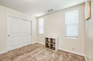 6336 N Santa Lucia Way, Fresno, CA 93722 - Photo 22