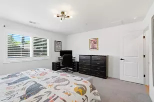 2045 W Chianti Way, Hanford, CA 93230 - Photo 28
