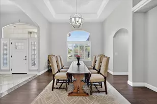 1306 E Valley Forge Dr, Fresno, CA 93720 - Photo 8