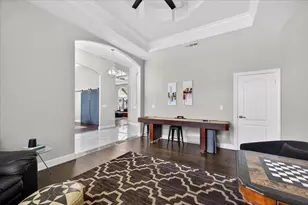 1306 E Valley Forge Dr, Fresno, CA 93720 - Photo 6