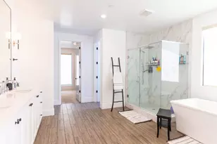 1104 Bloom Ave, Clovis, CA 93619 - Photo 54