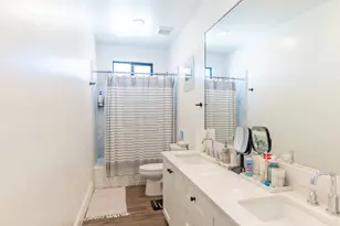 1104 Bloom Ave, Clovis, CA 93619 - Photo 42