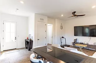 1104 Bloom Ave, Clovis, CA 93619 - Photo 6