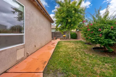 17028 Granite Falls Way, Madera, CA 93610 - Photo 56
