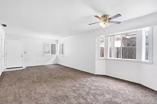 4466 N Cornelia Ave, Fresno, CA 93722 - Photo 8
