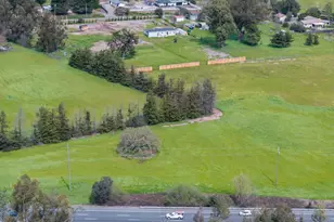 100 Orchard Ln, Petaluma, CA 94952 - Photo 16