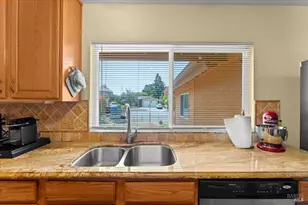 112 Aragon Ct, Vallejo, CA 94591 - Photo 12