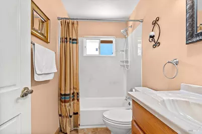 112 Aragon Court, Vallejo, CA 94591 - Photo 16