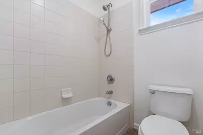 6638 Solitude Court, Vallejo, CA 94591 - Photo 12