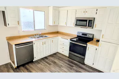 332 Plantation Court, Vacaville, CA 95687 - Photo 6