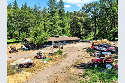 16451 Golf Road, Cobb, CA 95426 - Photo 18