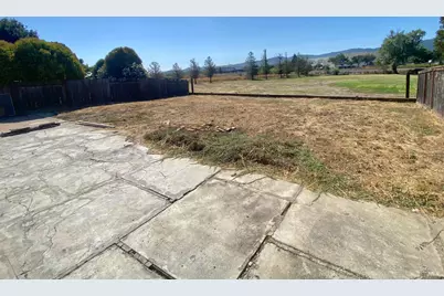 581 Louis Drive, Novato, CA 94945 - Photo 20