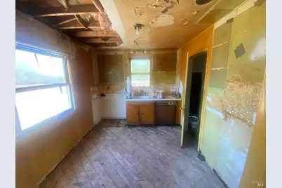 581 Louis Drive, Novato, CA 94945 - Photo 16