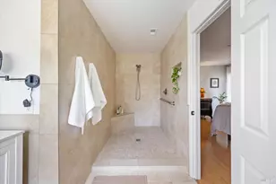 136 Suisun Ct, Vacaville, CA 95688 - Photo 32