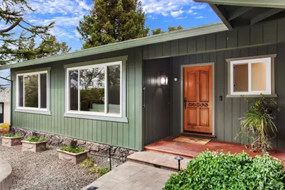 1060 Oakmont Court, Napa, CA 94559 - Photo 8