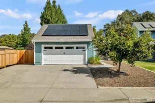 268 Brookdale Dr, Vacaville, CA 95687 - Photo 1