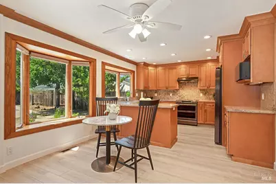 263 Brookdale Drive, Vacaville, CA 95687 - Photo 6