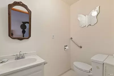 1 Green Point Lane, Novato, CA 94945 - Photo 10