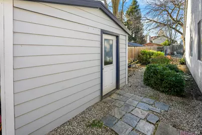 655 Yachtsman Court, Dixon, CA 95620 - Photo 32